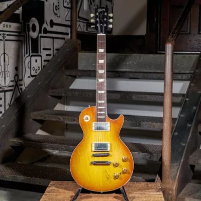 I will teach you how to play a guitar